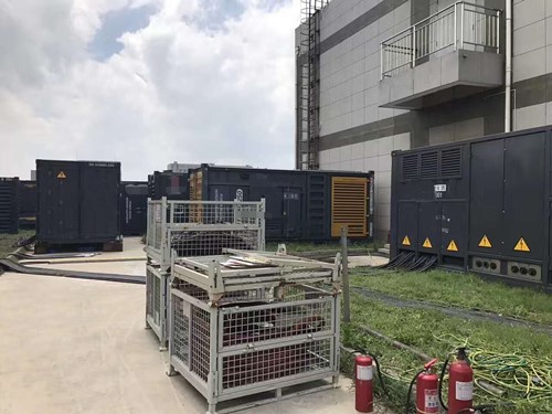 阎良除了定期检查，还有哪些方法可以及时发现接触式转速表探头的磨损？